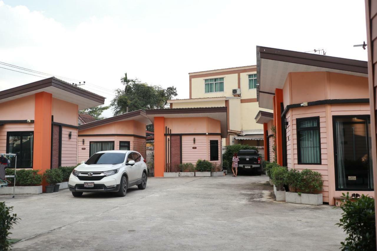 Angie Resort At Sapan Mai Bangkok Exterior photo